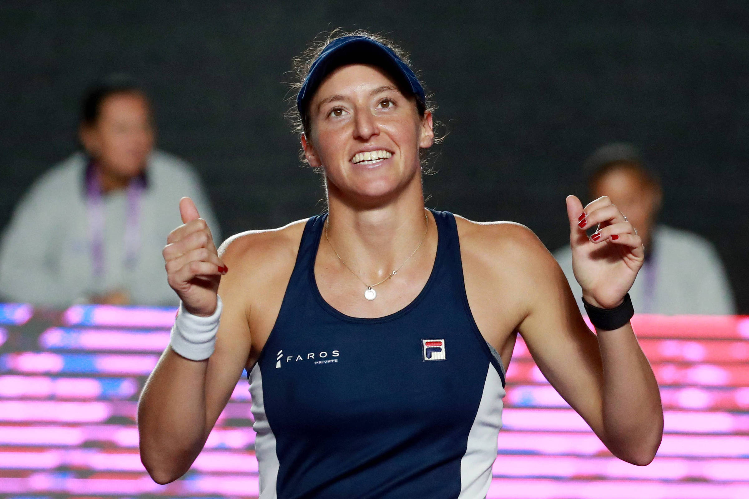 Luisa Stefani conquista primeiro título da temporada no WTA 500 de Adelaide  - Jogada - Diário do Nordeste