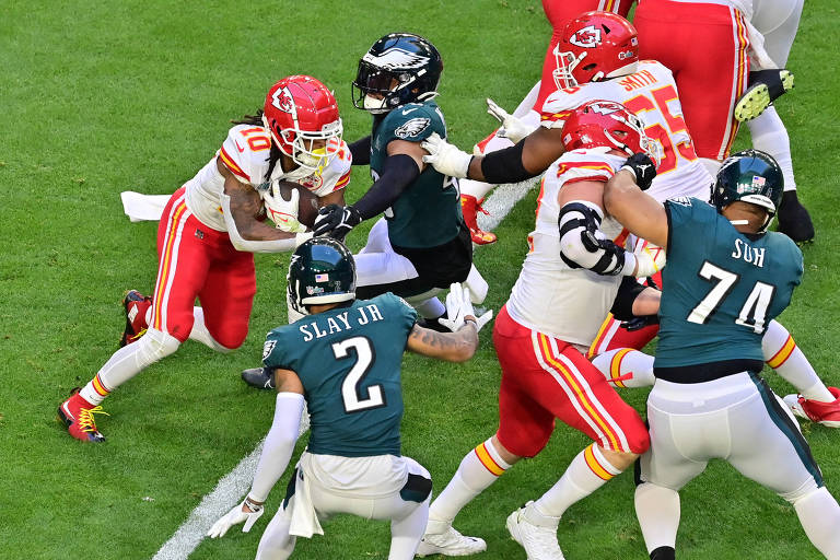 Kansas City Chiefs, de Mahomes, bate Philadelphia Eagles e vence Super Bowl