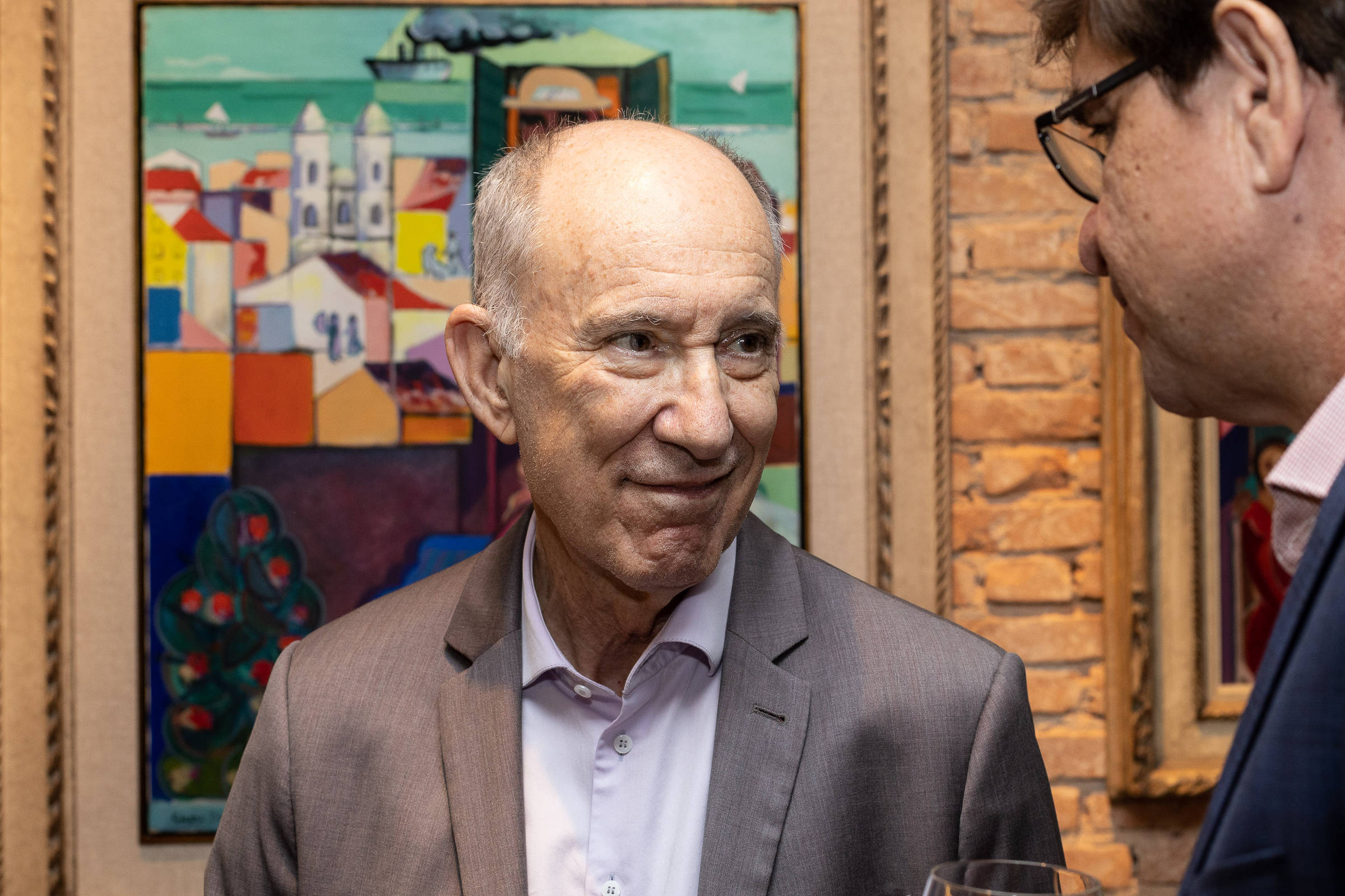 Rui Falcão elogia Dino por reação a Israel e defende que ele fique no governo