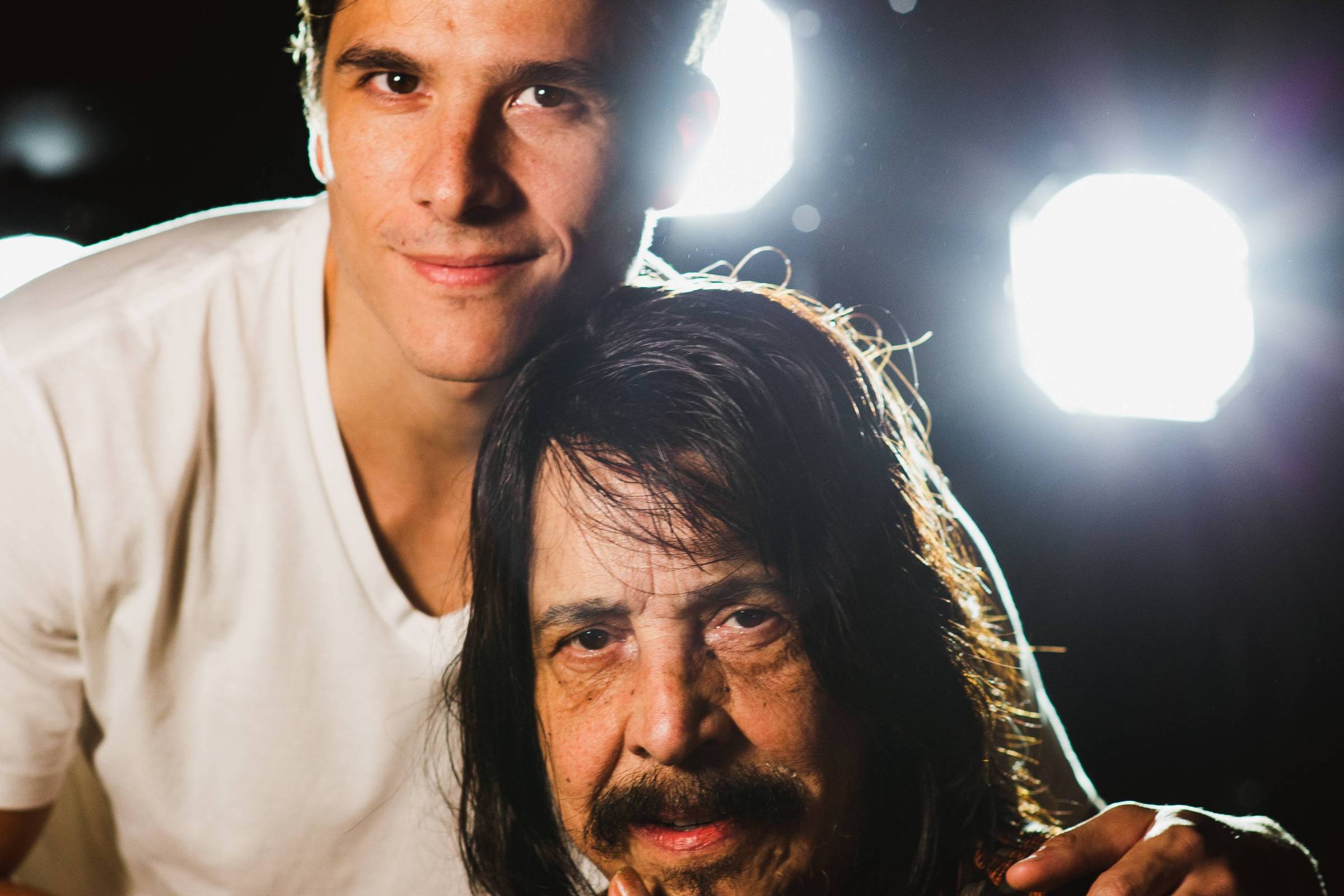 Benito Di Paula e filho fazem show em São Paulo 14/02/2023 Música em Letras Folha