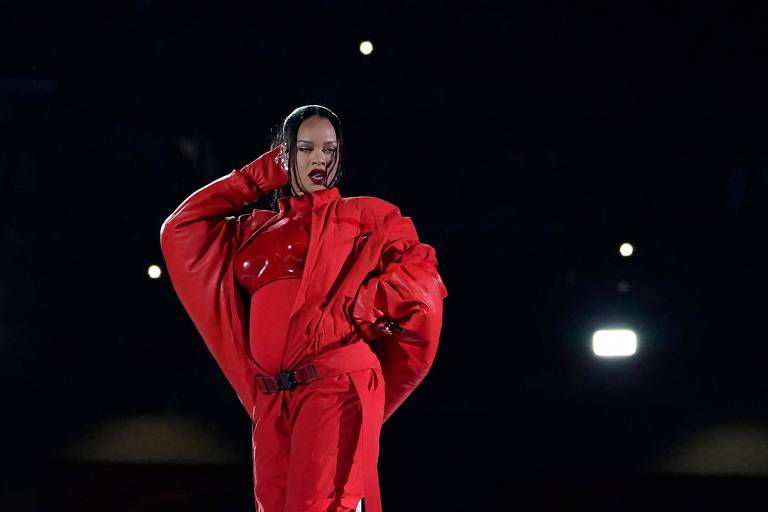 Entenda por que Rihanna não ganhou um centavo por show no Super Bowl