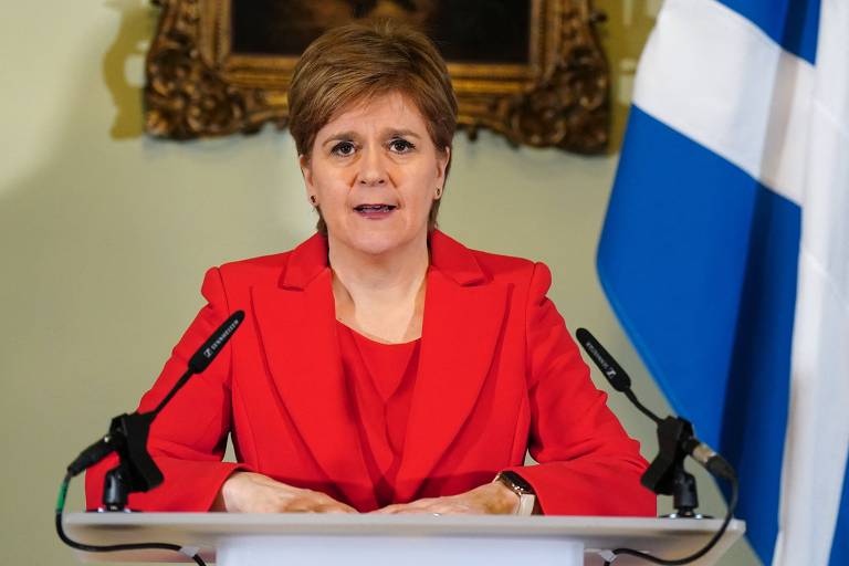 Nicola Sturgeon, defensora da independência da Escócia, renuncia como primeira-ministra
