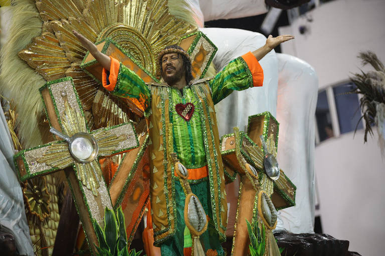 Desfile da Acadêmicos do Tucuruvi pelo Grupo Especial na segunda noite do Carnaval paulistano no Sambódromo do Anhembi