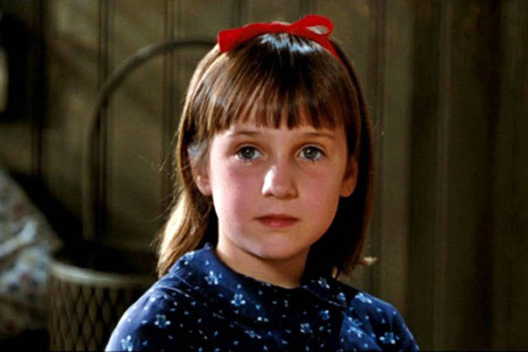 A atriz Mara Wilson em cena do filme 'Matilda', de 1996, adaptação da obra de Dahl