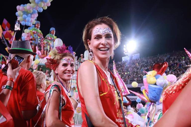 Carnaval 2023: Apesar do clima de festa, Sílvia Pfeifer lamenta a falta de convites para trabalhar