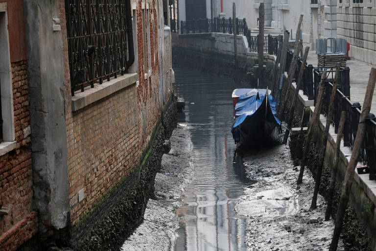 Veja canais secos em Veneza
