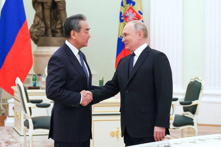 Putin diz que elo com China subiu a novo patamar em reunião com diplomata chinês