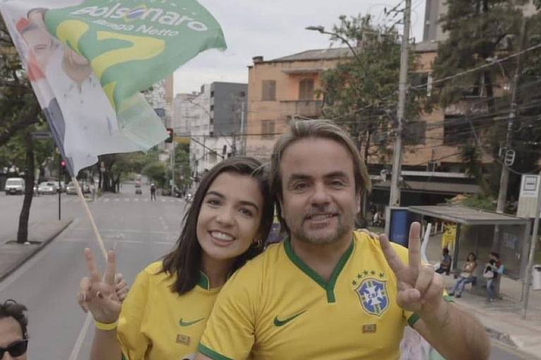 Deputada estadual por Minas Gerais Chiara Biondini faz campanha eleitoral em Belo Horizonte com seu pai, o deputado federal Eros Biondini