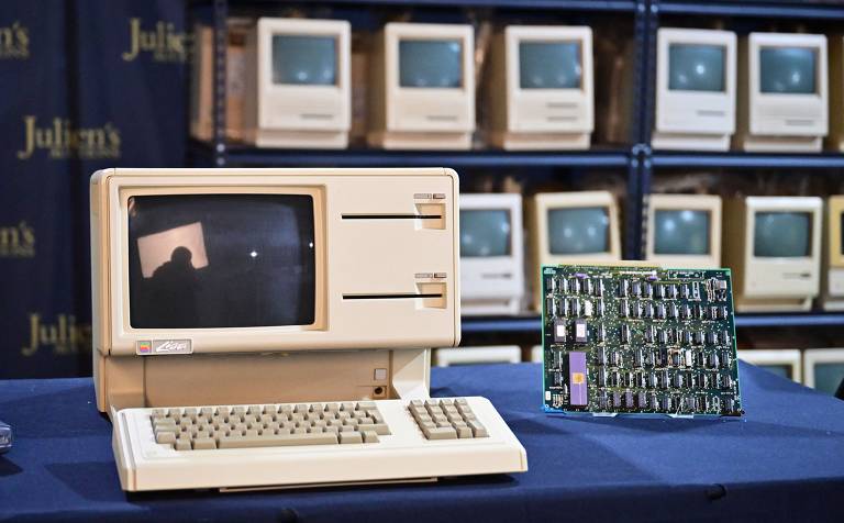 Computador da Apple da década de 1980 será leiloado nos EUA
