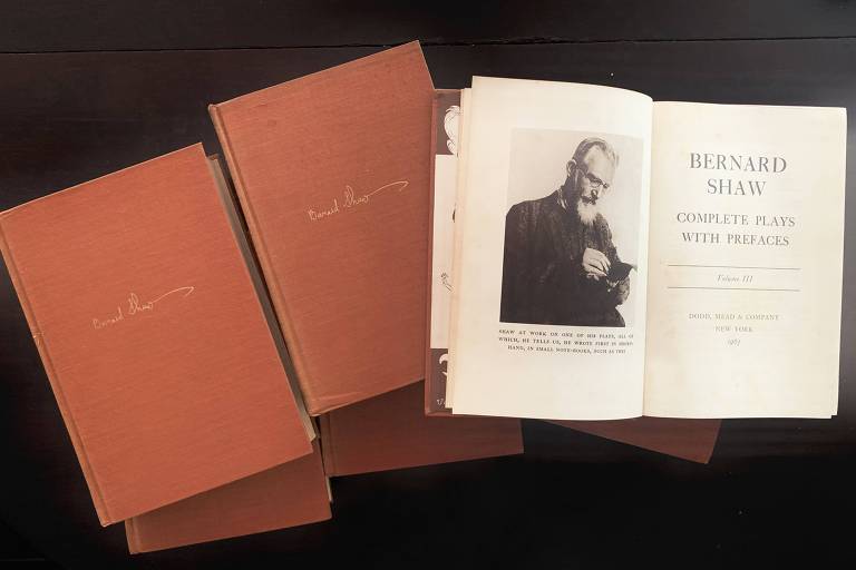 Edição em seis volumes do teatro completo de Bernard Shaw, em 1963