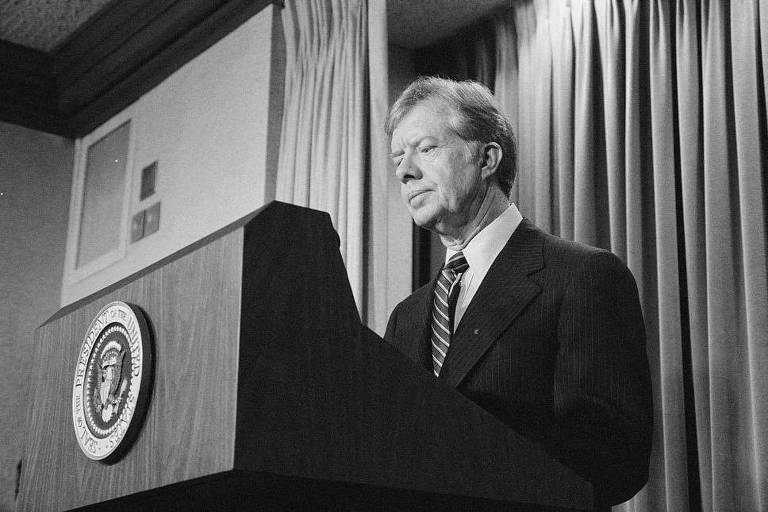 Jimmy Carter, então presidente dos EUA, discursa na Casa Branca e anuncia novas sanções contra o Irã