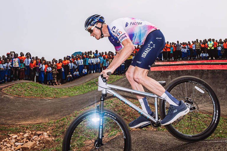 'Tour du Rwanda' ganha atenção com participação de Chris Froome