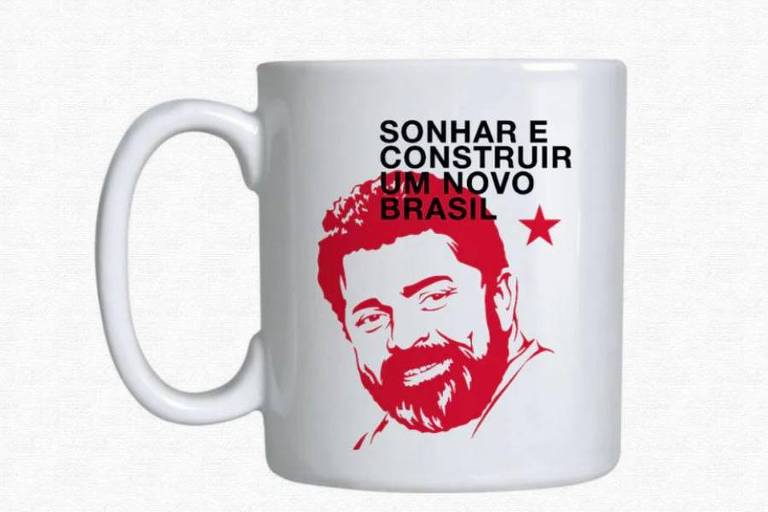 Caneca com imagem de Lula vendida em loja on-line do PT