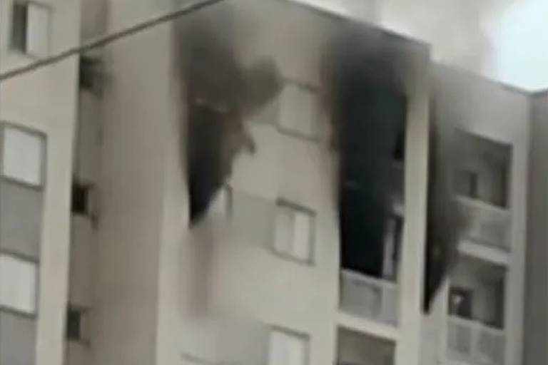 Morador se pendurou em janela para fugir de incêndio, mas caiu e morreu