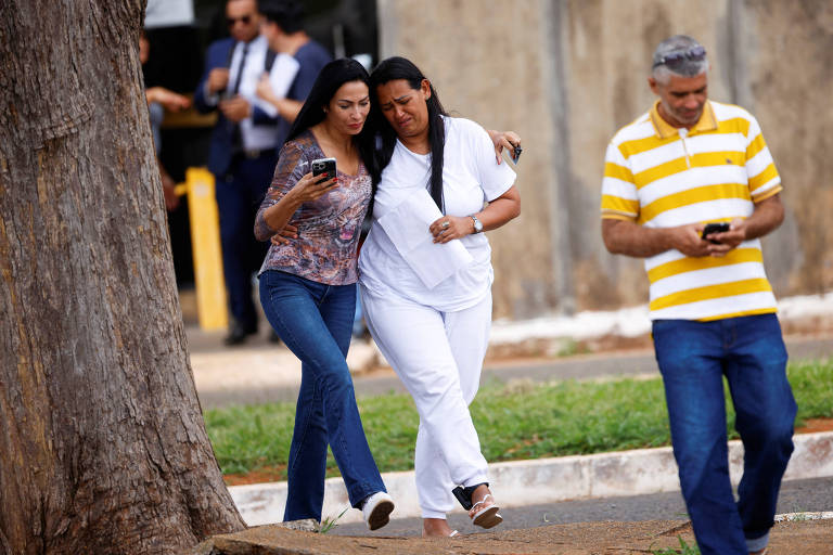 Bolsonaristas participantes dos ataques golpistas de 8 de janeiro são liberados de presídios no Distrito Federal após decisão do ministro Alexandre de Moraes, do STF (Supremo Tribunal Federal)