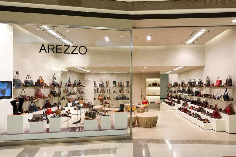 Fusão negociada entre Arezzo e Grupo Soma criaria gigante da moda com mais vendas que Shein no Brasil