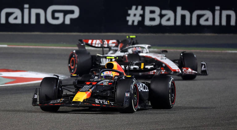 Temporada da F1 em 2023 começa com vitória de Max Verstappen