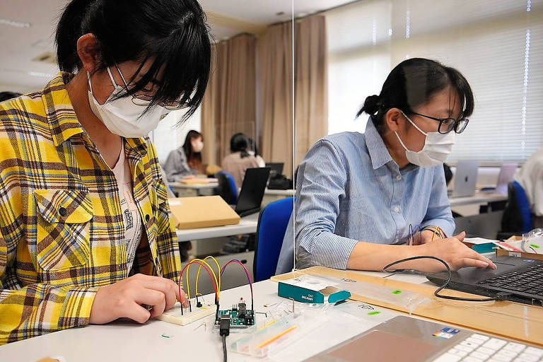 Universidades do Japão adotam cotas para mulheres em cursos de engenharia