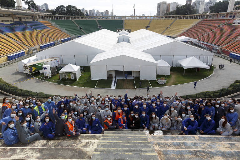 Em junho de 2020, houve o encerramento das atividades do Hospital Municipal de Campanha do Pacaembu, em São Paulo; muitas estruturas como essa foram construídas emergencialmente para receber os contaminados pelo coronavírus