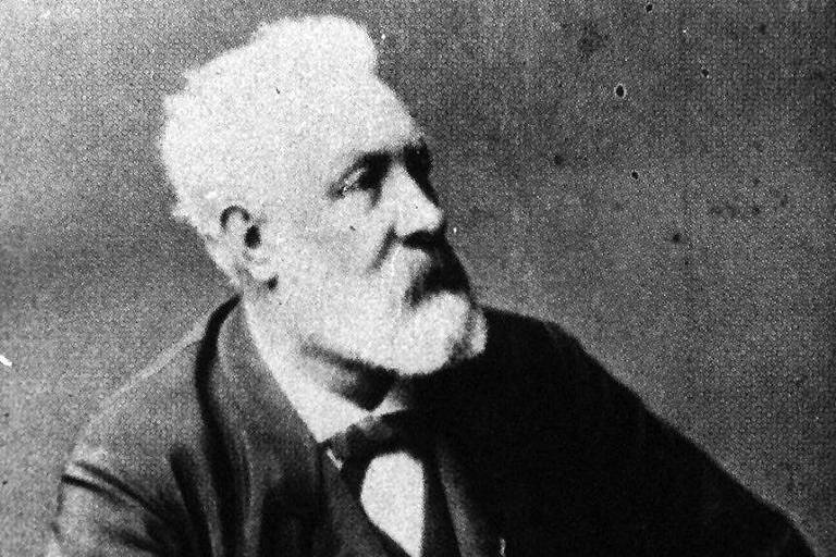 O escritor francês Júlio Verne, considerado o pai da ficção científica