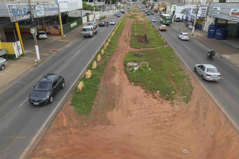 Trecho inacabado e abandonado do corredor de Várzea Grande
