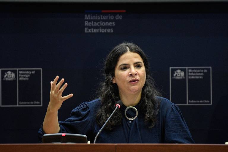 Conservadorismo do Chile freia políticas públicas para mulheres, diz ministra