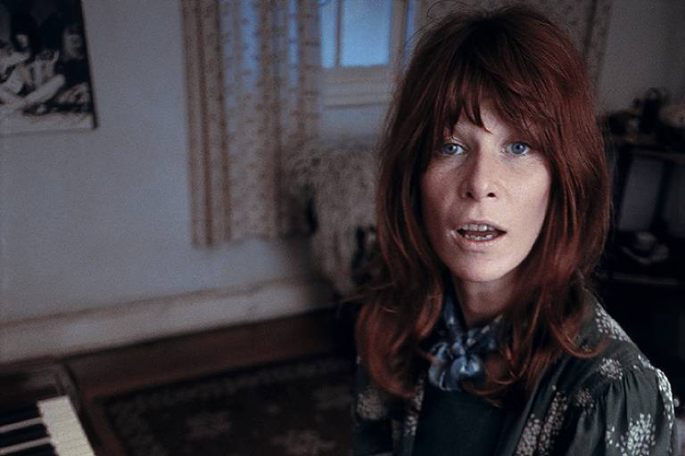 Como era fotografar Rita Lee, que subvertia a caretice na ditadura