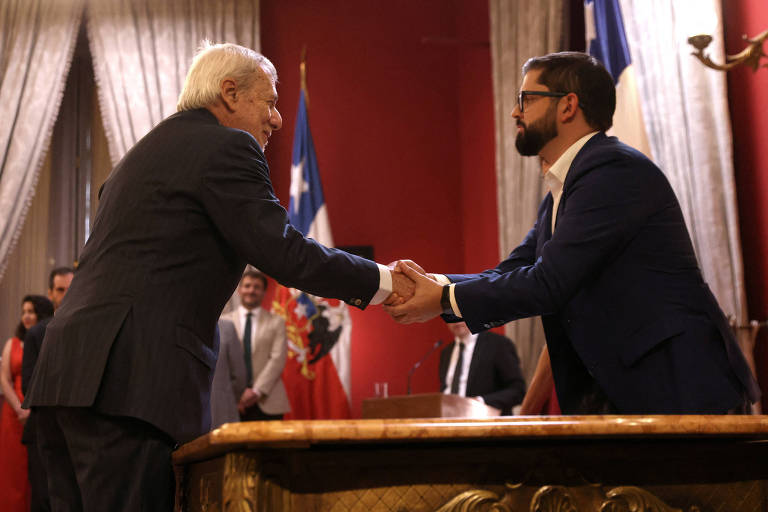 Boric faz reforma ministerial na véspera de completar um ano na Presidência do Chile