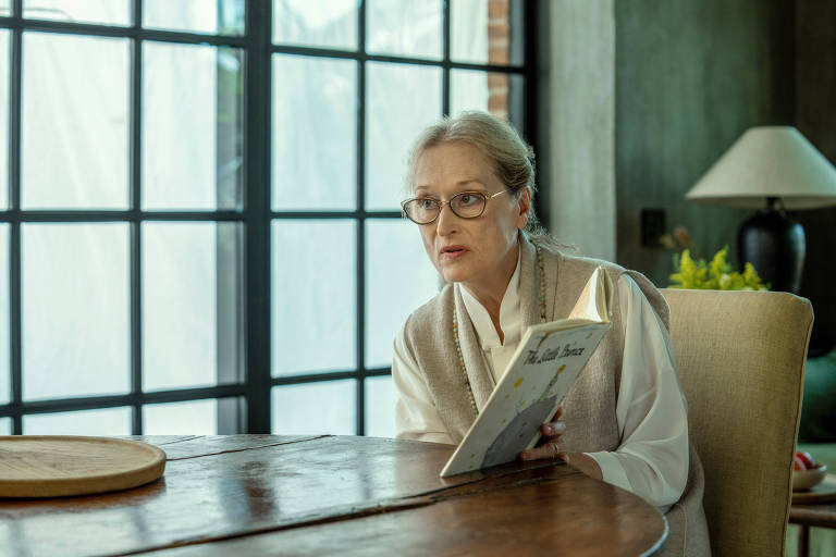 Meryl Streep em cena da série "Extrapolations", do Apple TV+