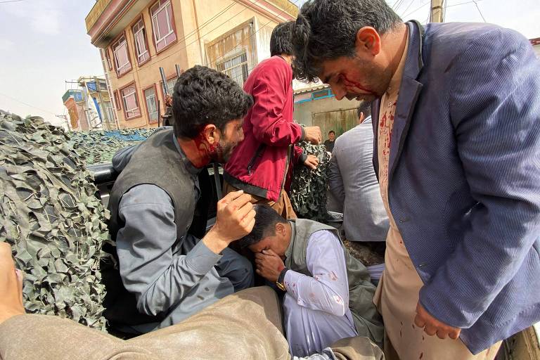 Explosão em evento para jornalistas no Afeganistão mata 1 pessoa e deixa 8 feridas