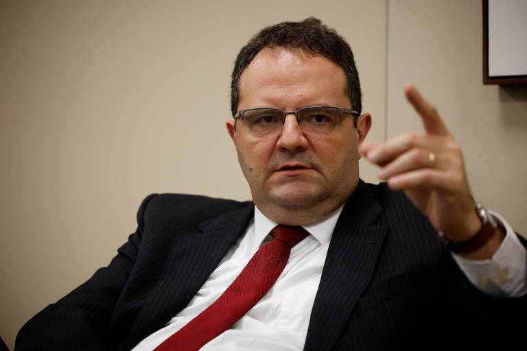 Expansão gradual do BNDES não criará problemas para política monetária, diz Nelson Barbosa