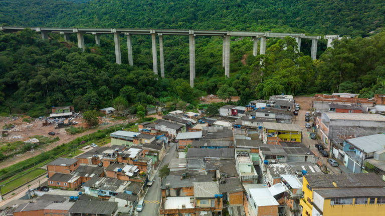 Obras inacabadas do trecho Norte do Rodoanel, em São Paulo