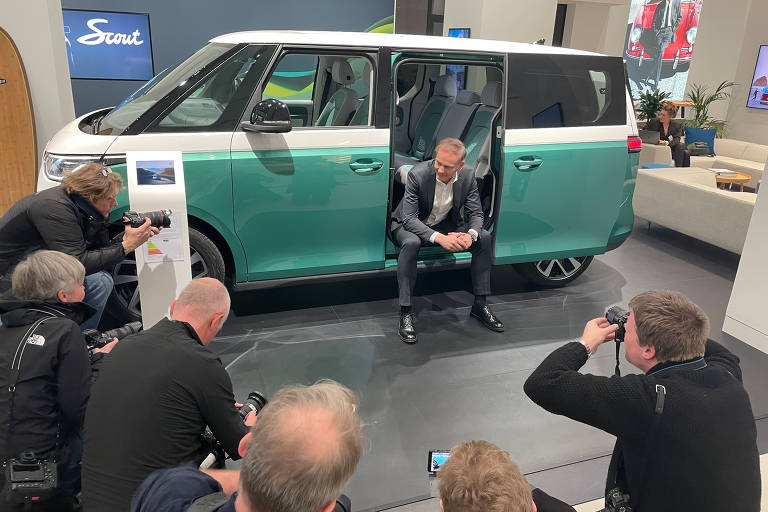Volkswagen apresenta Kombi elétrica
