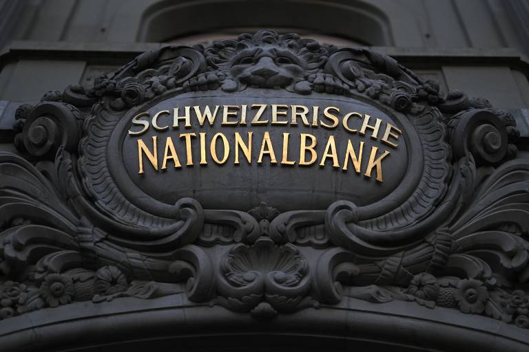 Foi criado em 1856, inicialmente para financiar a construção de ferrovias no país