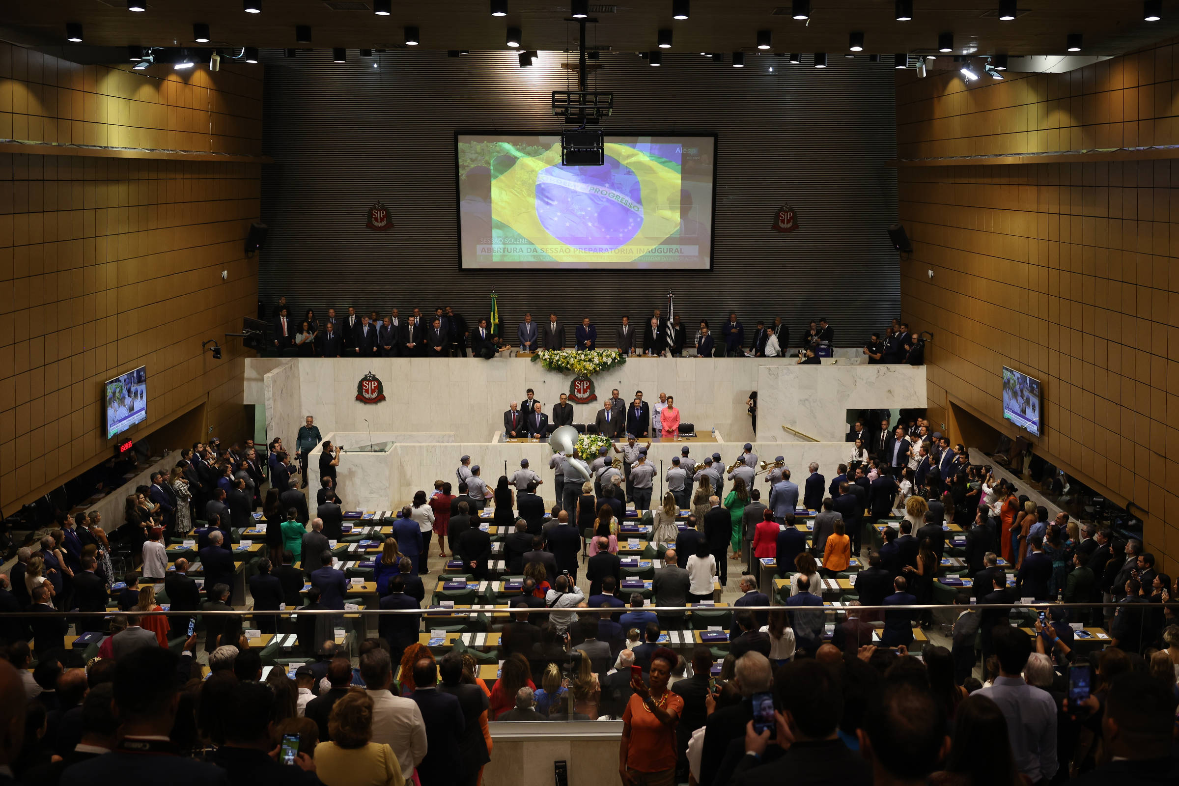 Deputados Estaduais Tomam Posse Na Assembleia Legislativa De SP - 15/03 ...