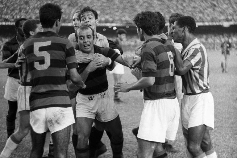Há 50 anos, o maior valentão do futebol morria para defender grupo de gays