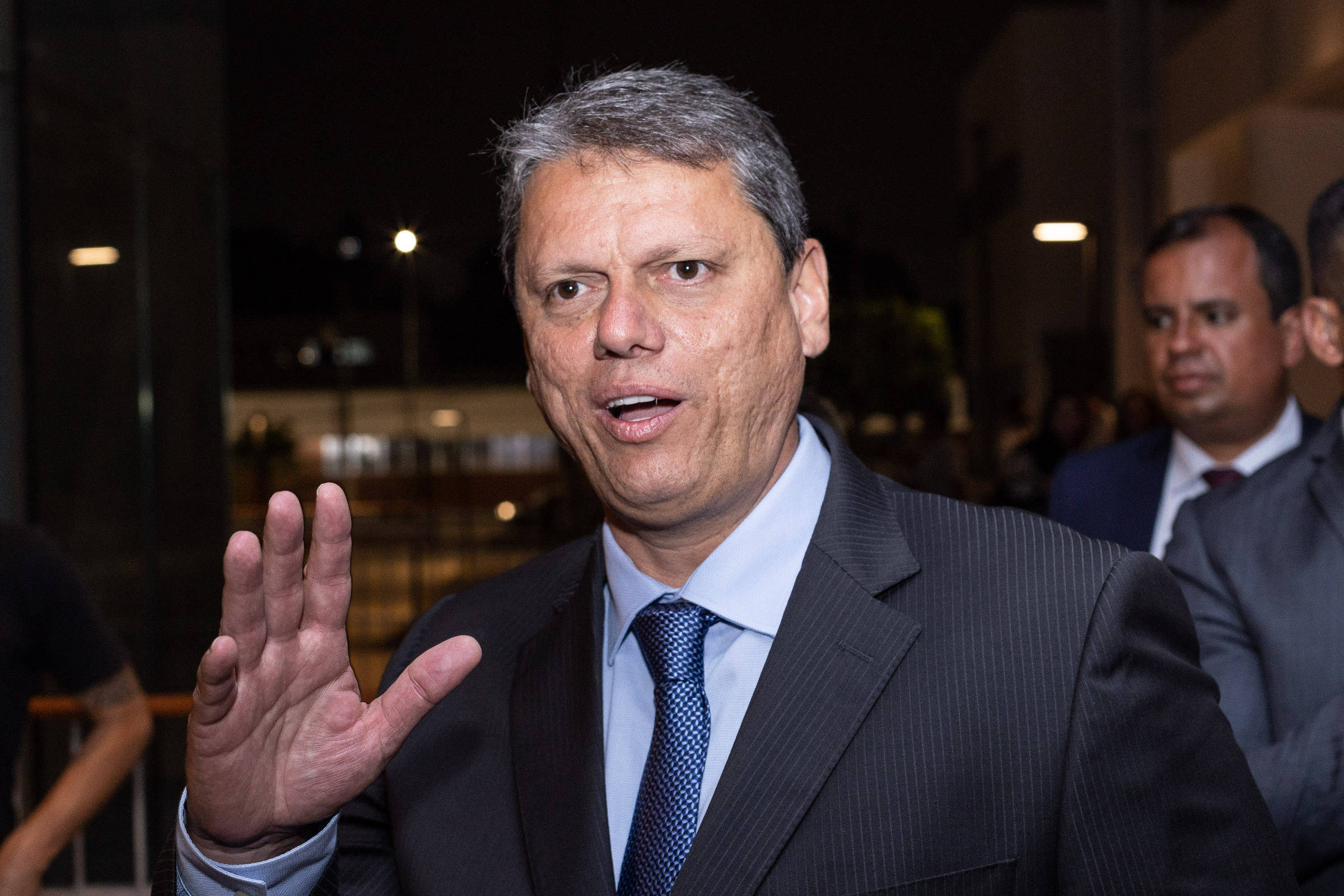 PT deputy raises pressure against privatizations in SP – 03/17/2023 – Panel SA