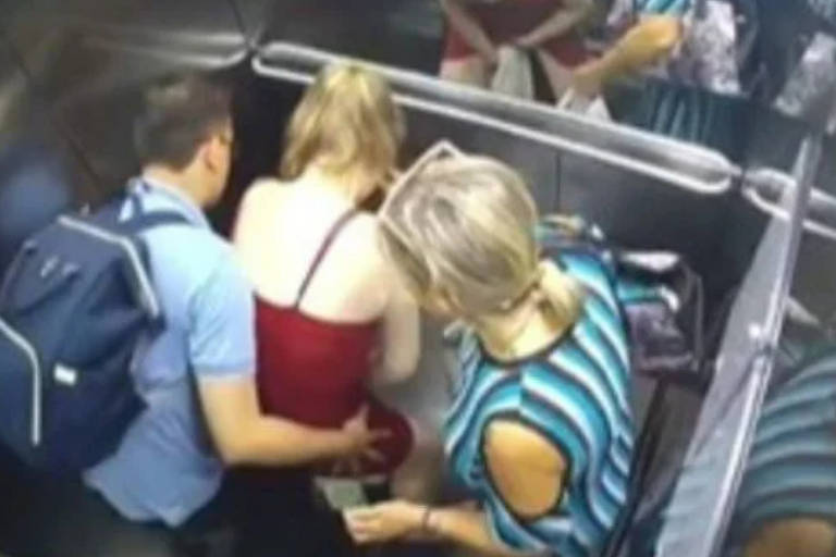 Mulher dá à luz em pé dentro do elevador de seu prédio em Cuiabá (MT); assista ao vídeo