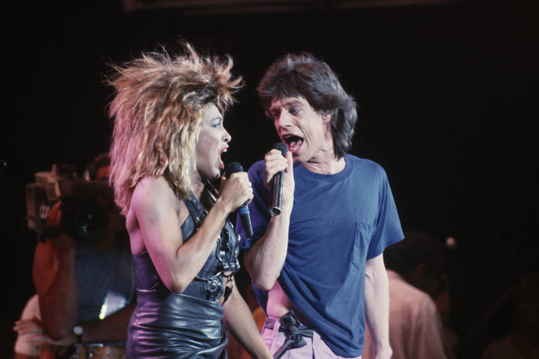 Fãs de Tina Turner recuperam vídeos de shows para homenagear cantora nas redes; assista