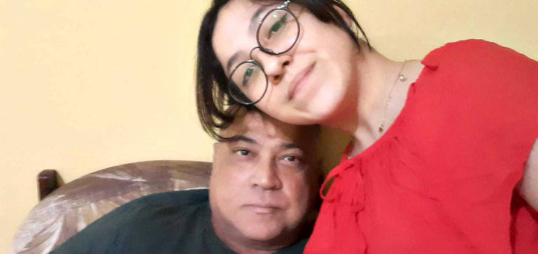 Claudiomiro de Araujo contraiu o coronavírus apesar dos esforços da filha Mariana de protegê-lo. Ele morreu no dia 28 de janeiro de 2022, aos 52 anos, em Cidreira (RS)