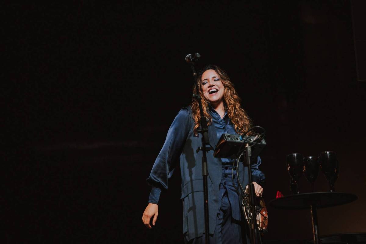 Ana Carolina lançará regravações de 'All Star', 'Segundo Sol' e 'Relicário'