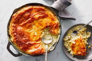 Loaded with the seasonÕs finest offerings, this vegetable potpie comes together in one skillet and manages to be hearty yet light. (Linda Pugliese/The New York Times)