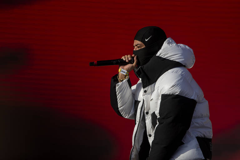 Veja como foi o show do rapper L7NNON no Lollapalooza 