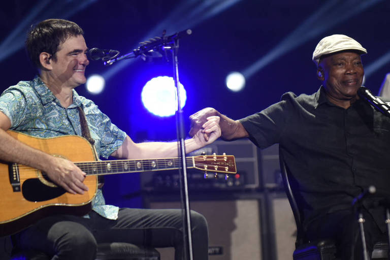 Skank canta com Milton Nascimento em último show no Mineirão e encerra turnê