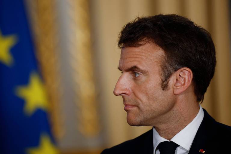 Estilo vertical e autoritário de Macron enfraquece democracia, diz filósofa