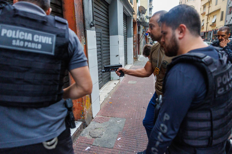 Equipes foram mobilizadas para tentar localizar aparelhos furtados ou roubados na cidade de São Paulo