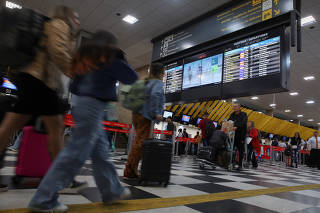 Airline workers go on partial strike in Brazil