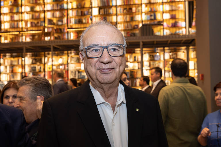 José Roberto Maluf, presidente da Fundação Padre Anchieta, durante evento na Livraria da Travessa