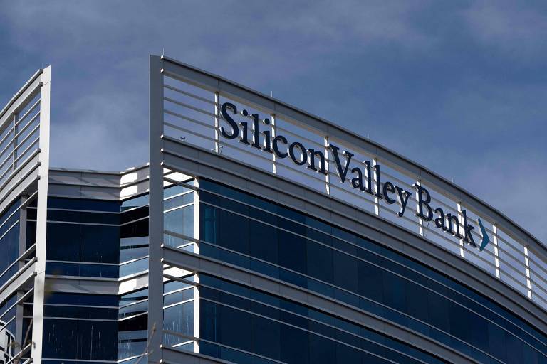 Fachada do Silicon Valley Bank (SVB) na cidade de Tempe, no Arizona (Estados Unidos)