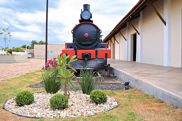 Maria-fumaça em exibição na Estação Cultural de Olímpia (SP)